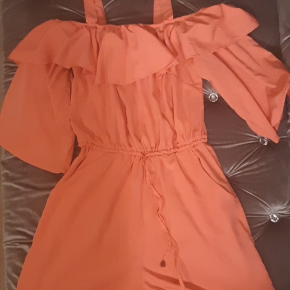 Romper - Picture 1 of 3